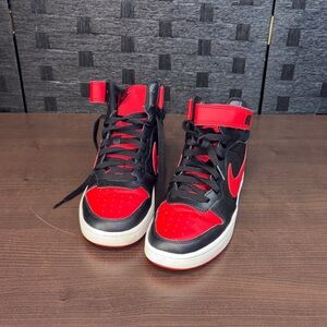Nike Black and Red court borough mid 2 big kids High-Top Sneakers size 7y
